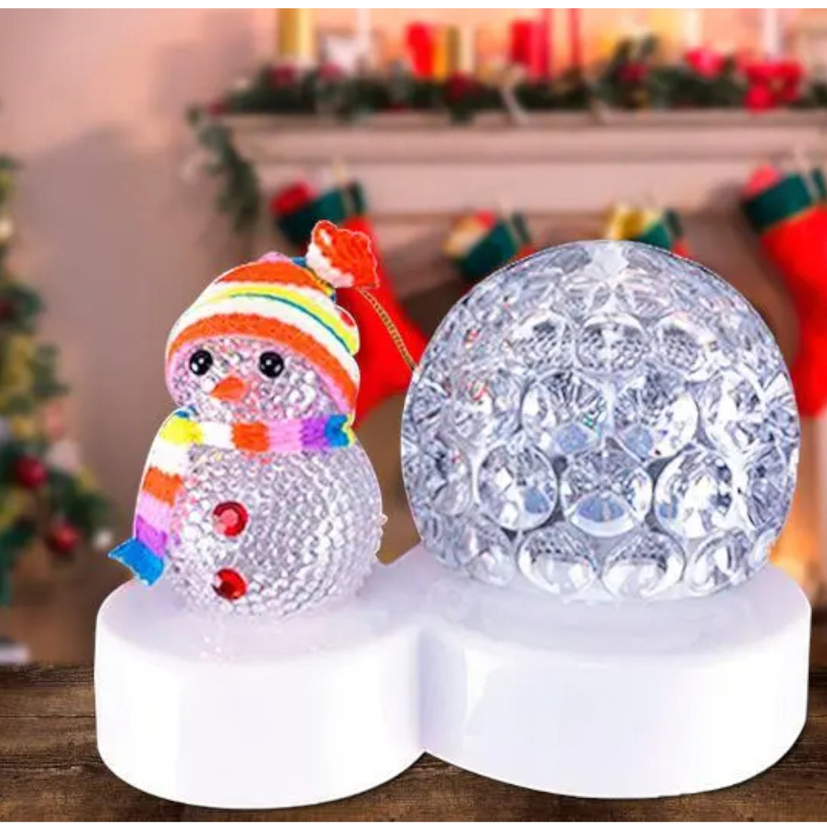 LAMPKA NOCNA Z PROJEKTOREM OZDOBA ŚWIĘTA BOŻE NARODZENIE KRYSZTAŁOWA KULA