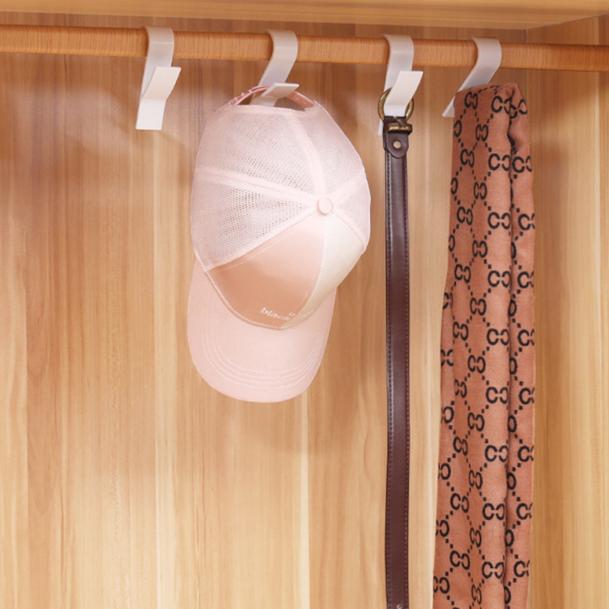 HACZYK NA GRZEJNIK WIESZAK ŁAZIENKOWY UCHWYT DO KALORYFERA ZESTAW 8 SZTUK